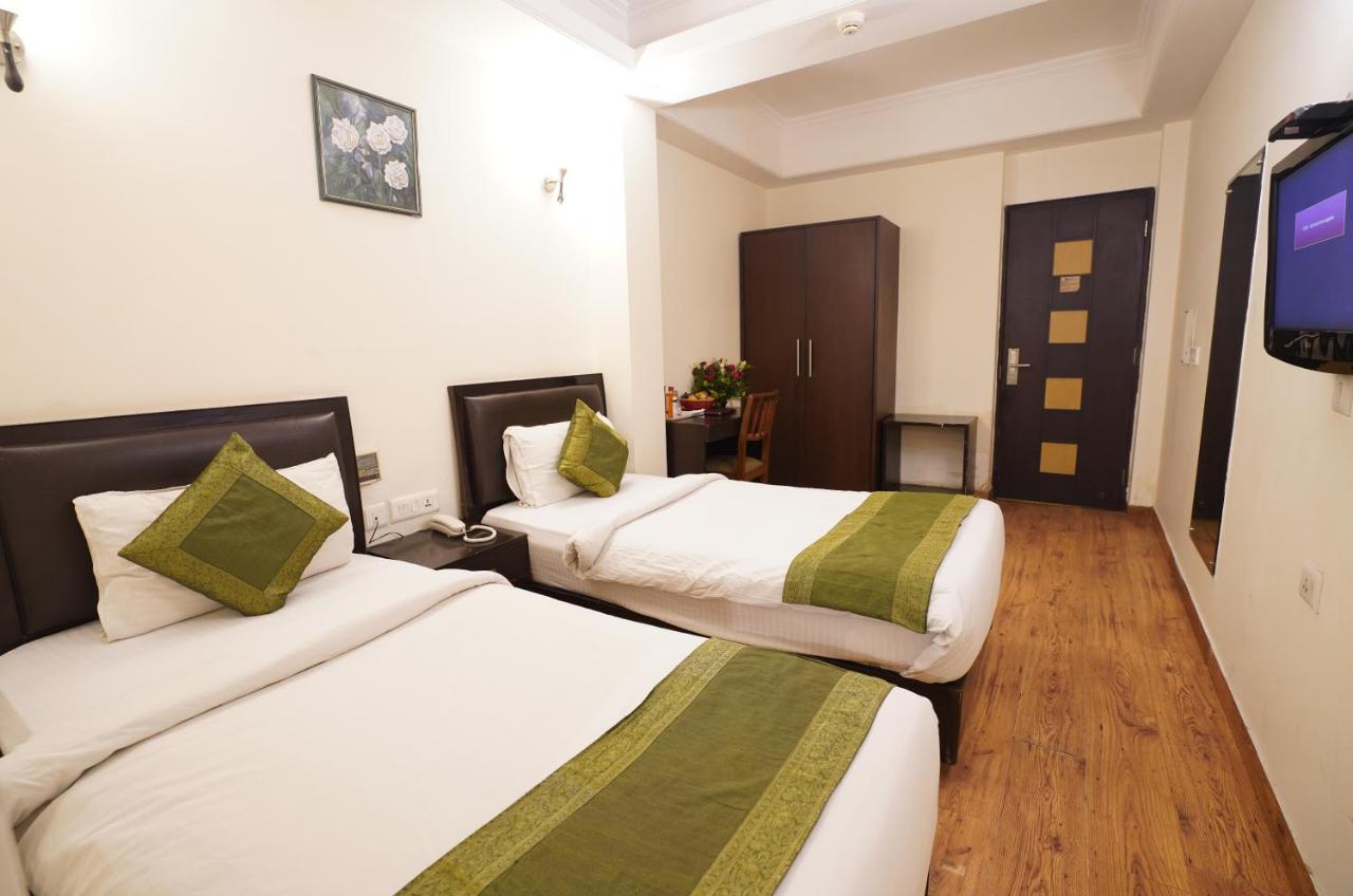 Airport Hotel Grand By Fantasia Nueva Delhi Exterior foto