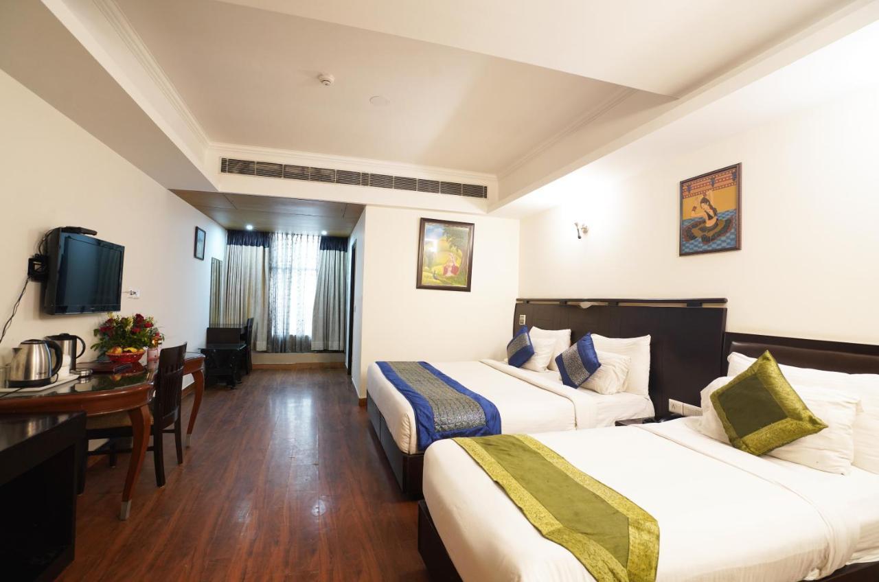 Airport Hotel Grand By Fantasia Nueva Delhi Exterior foto