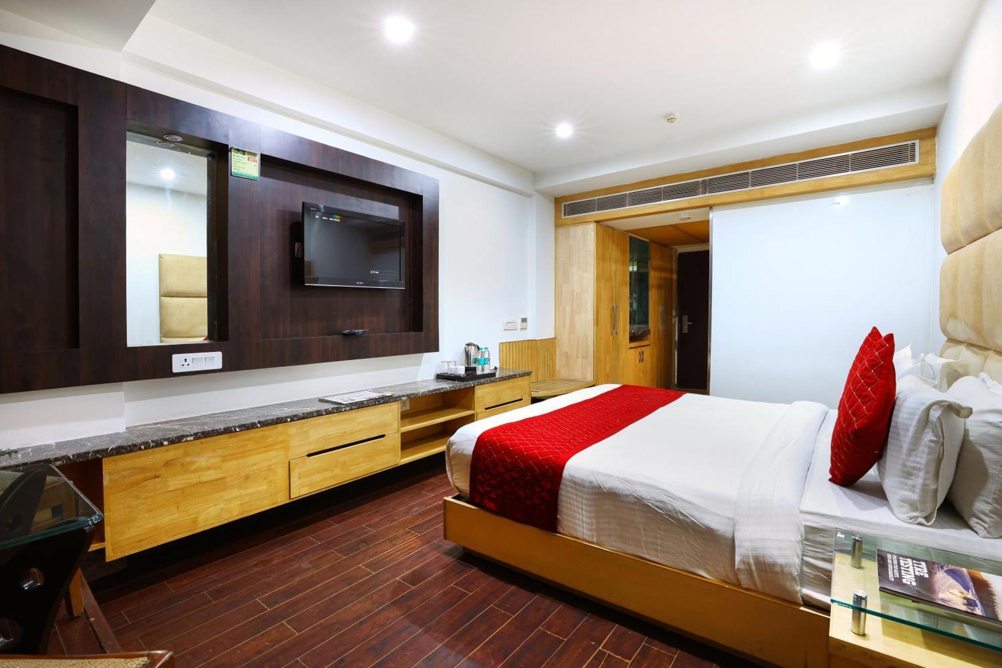 Airport Hotel Grand By Fantasia Nueva Delhi Exterior foto