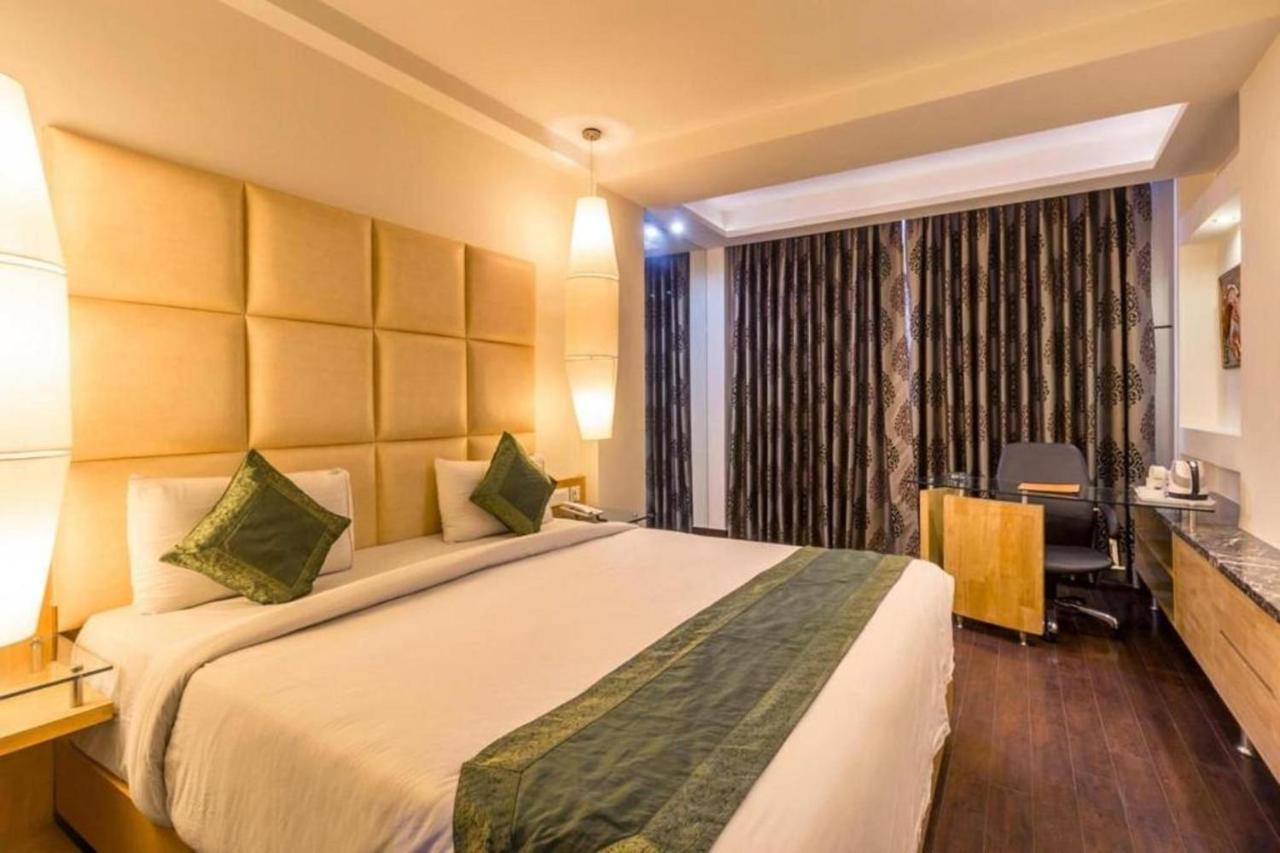 Airport Hotel Grand By Fantasia Nueva Delhi Exterior foto